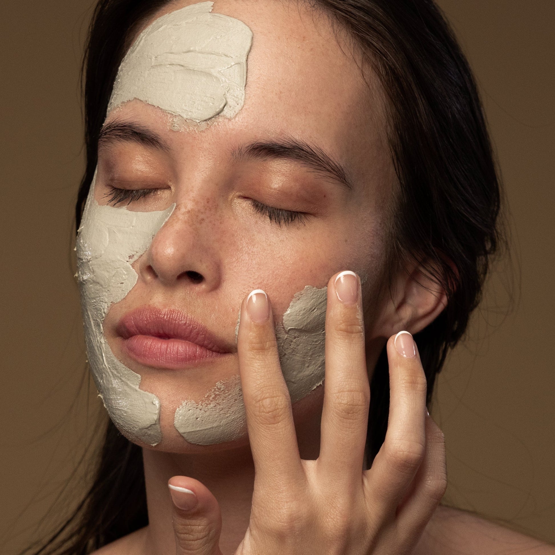 Antipodes Halo Mud Mask packaging and box